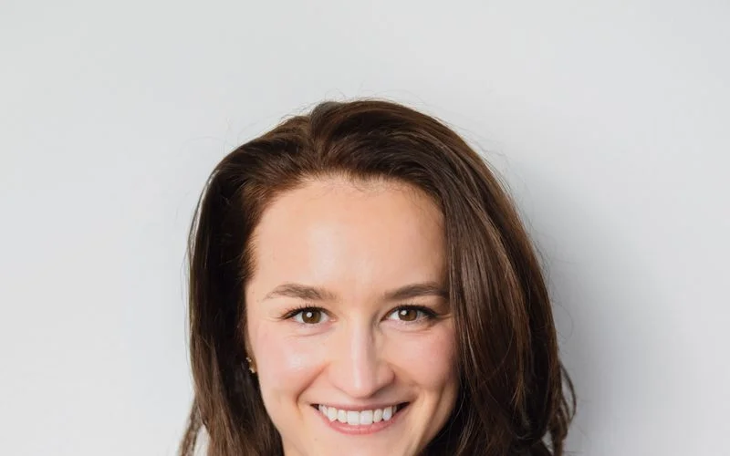 Jak wybrać fizjoterapeutę dla dziecka? Na co zwrócić uwagę